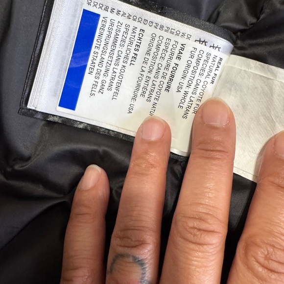 Canada Goose Rossclair Mid Length Fur Hood Parka - Picture 14 of 15